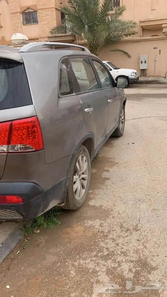 جيب كيا سيرنتو للبيع حديد تشليح 1