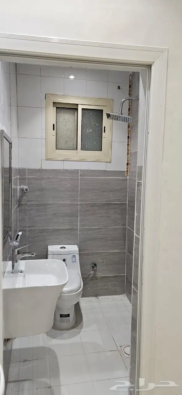 يوجد شقق خمس غرف وأربع غرف وثلاث غرف وغرفتين وعمارة جديدة 6