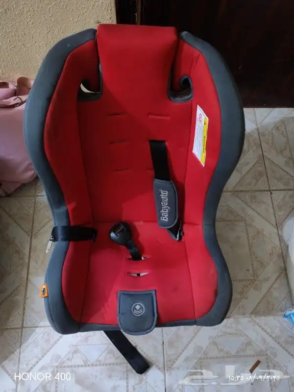 للبيع فرن غاز و كرسي سيارة 2 و كرسي هزاز و كرسي طعام 3