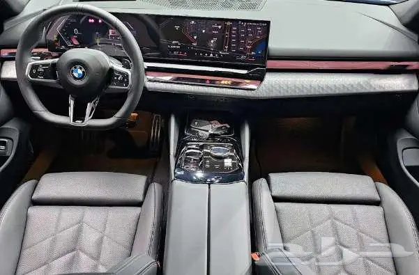 BMW 520iM موديل 2025 الميموني للاستيراد بكوريا 7