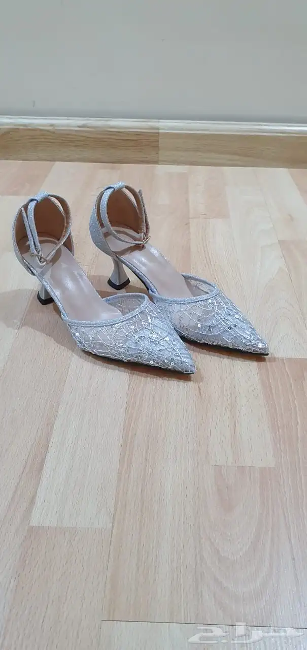 كعوب مقاس 36 للبيع 0