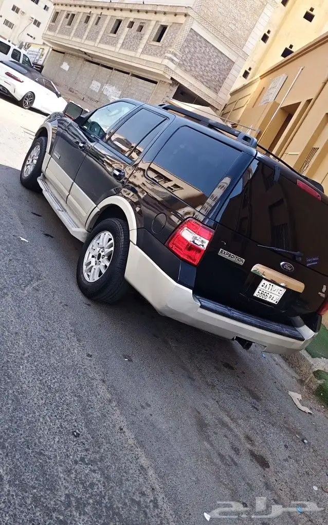 للبيع جيب اكسبيدشن2008 بودي بلد 0