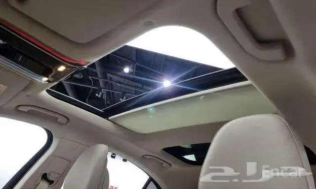 مرسيدس E350 هايبريد موديل 2025 8