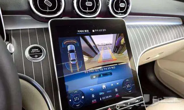 مرسيدس C200 موديل 2024 9