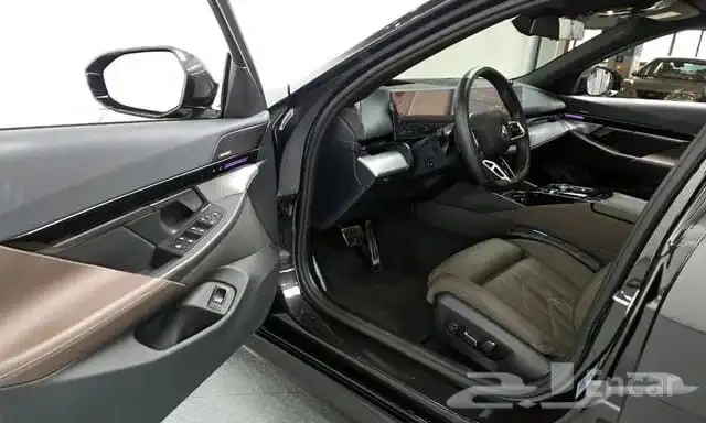 Bmw 520i msport موديل 2024 استيراد كوريا 11