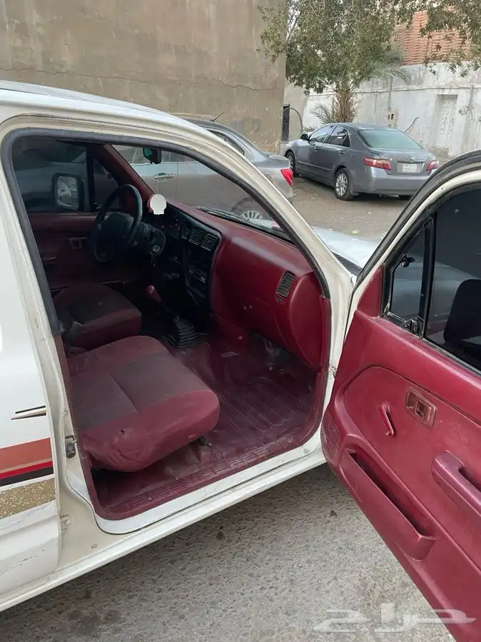 للبيع هايلكس 2001 11