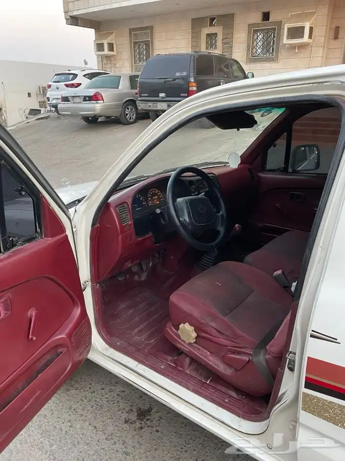 للبيع هايلكس 2001 13