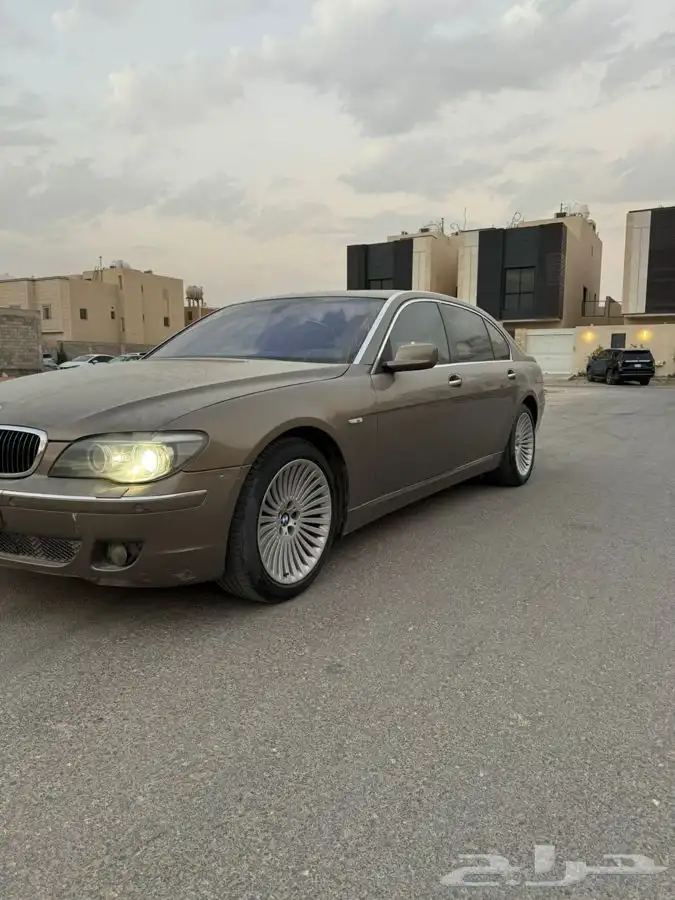 BMW 730 Li 5