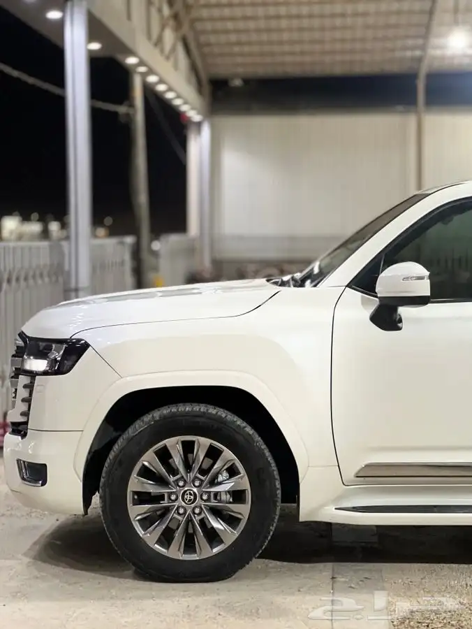 تويوتا لاندكروزر L3 10