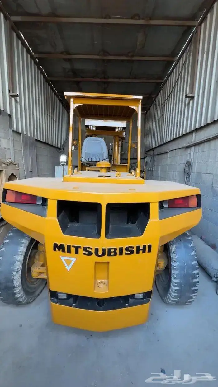 للبيع فور كلفت ميتسوبيشي مديل 1998 0