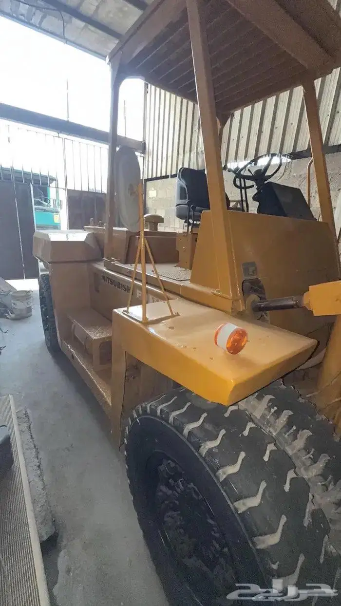 للبيع فور كلفت ميتسوبيشي مديل 1998 1