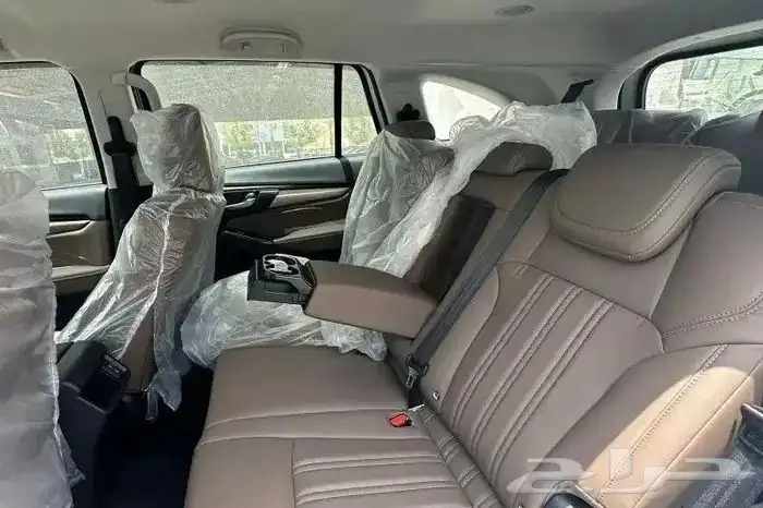 ايسوزو جيب Mux 2024 وارد العيسي 19