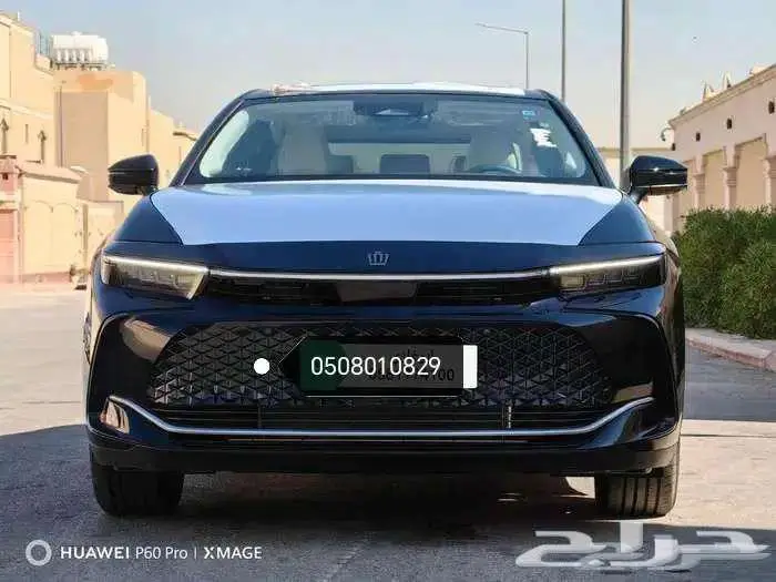 كراون بريميوم اسود 2025 26