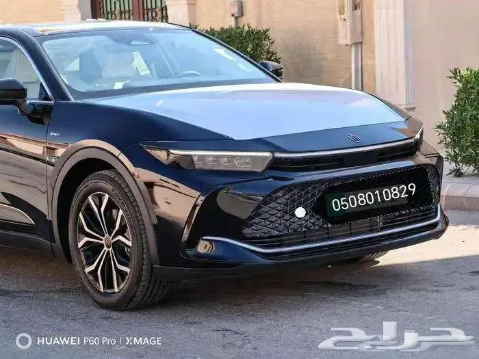 كراون بريميوم اسود 2025 14