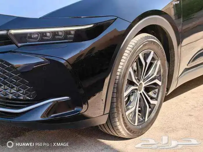 كراون بريميوم اسود 2025 22