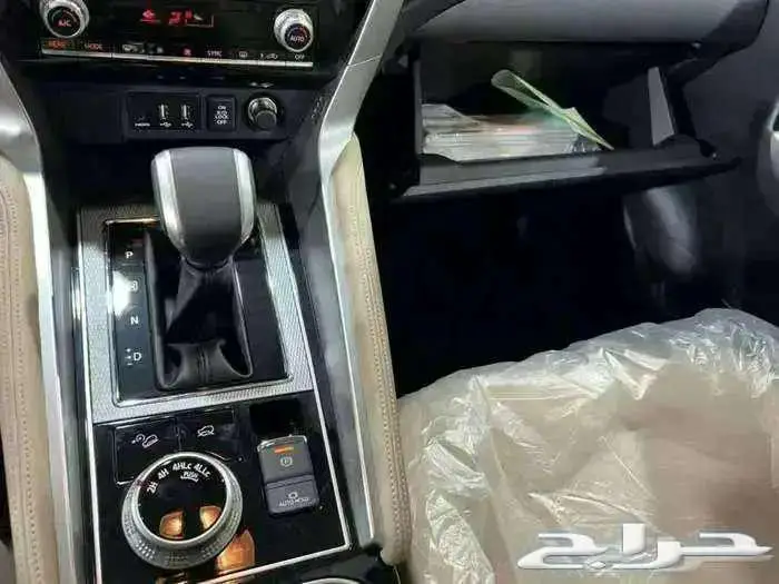 ميتسوبيشي مونتيرو سبورت نص فل 2025 7