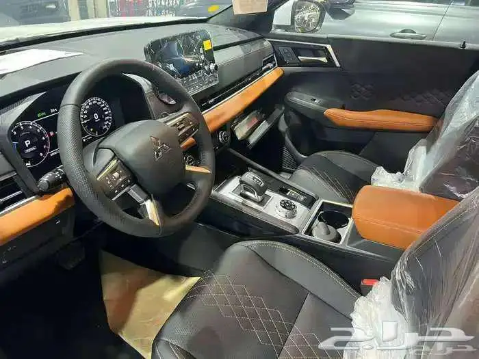 ميتسوبيشي اوتلاندر 2025 بريميوم-كل الفئات ( كاش - تقسيط ) 8