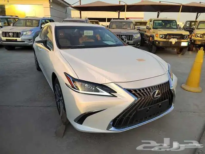 لكزس ES250 AA بنزين 2025 كاش واقساط 9