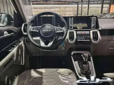 كيا سونيت استاندر موديل 2026 كاش واقساط index