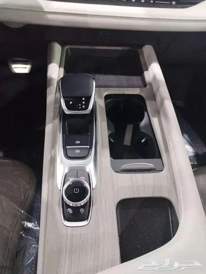 شيري اريزو 8 4 كاميرات بانوراما رادار موديل 2025. 2