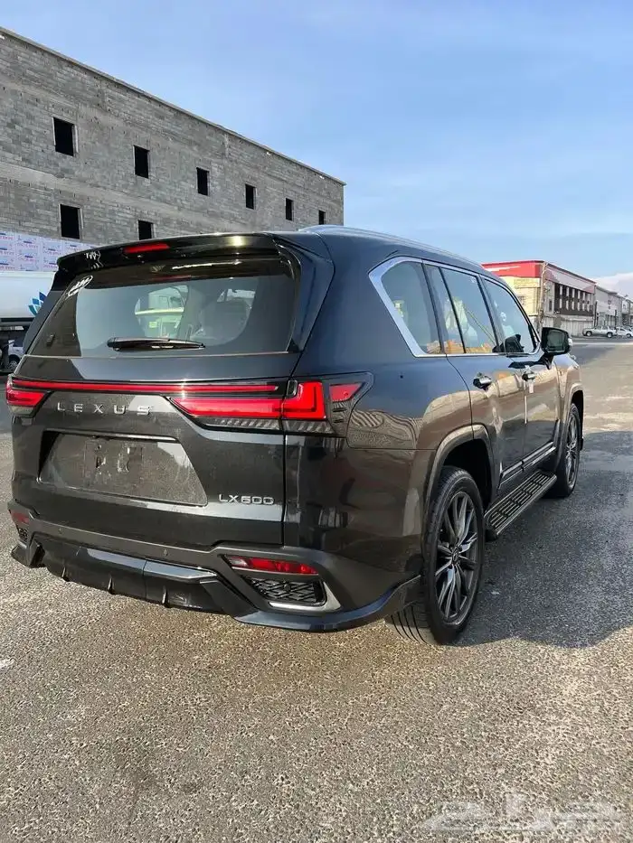 لكزس اف سبورت 5