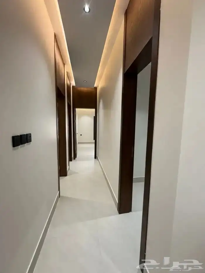 للبيع شقق تمليك علوي مع ملحق تشطيب ممتاز بحي حسام 10