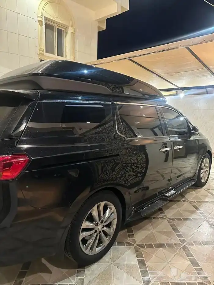 كيا كرنفال VIP 2018 13