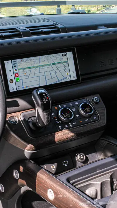 Defender X 110 V6 - 2021 - اعلى فئة في ديفيندر 7 مقاعد index