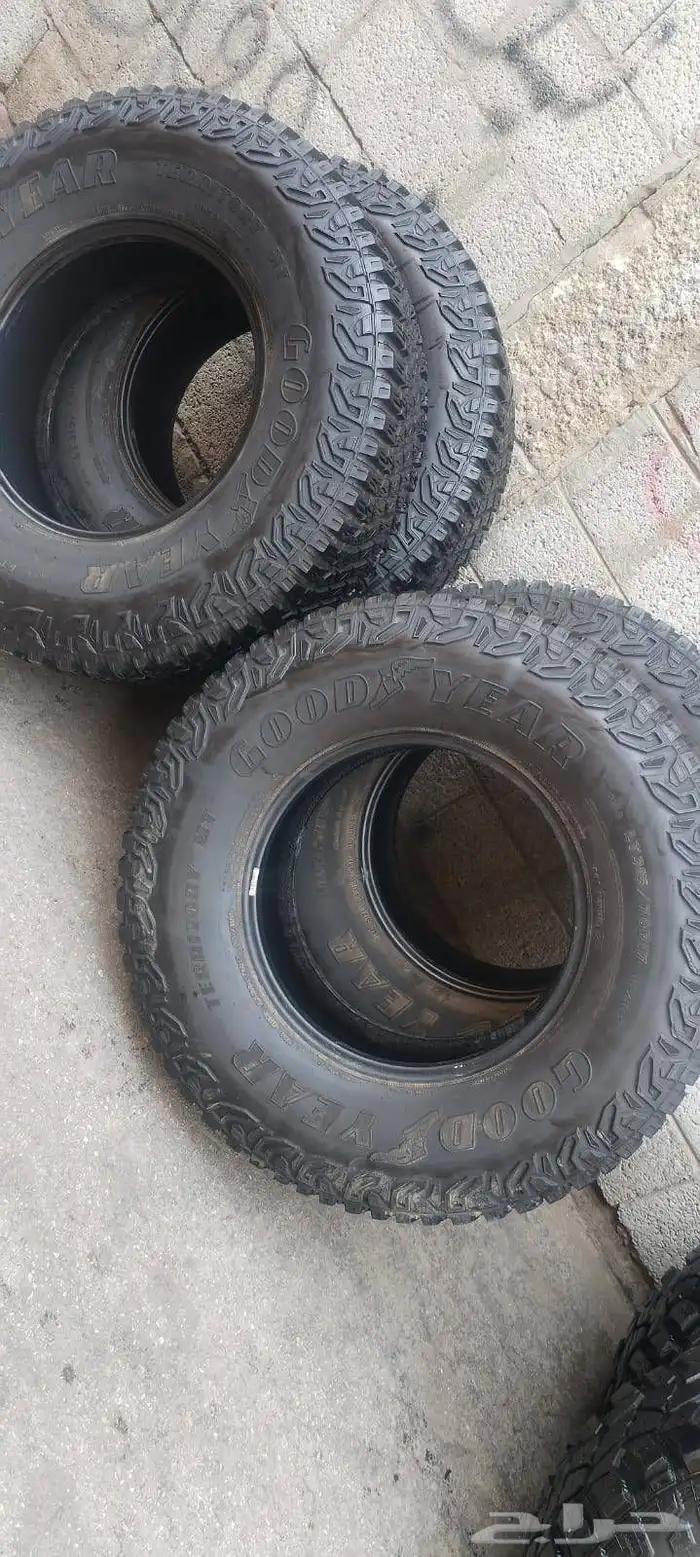 كفرات جودير نص حجري مقاس 315 70 17 0