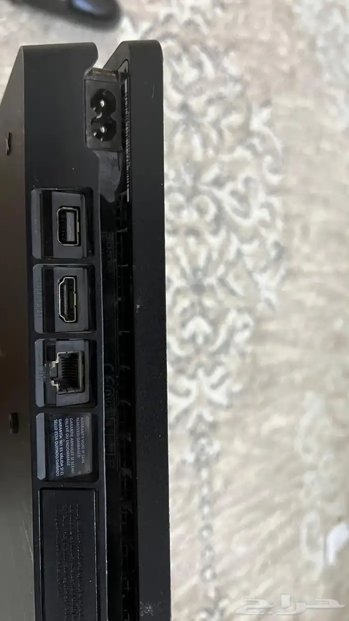 سوني 4 نظيف جدا ما انفك 1