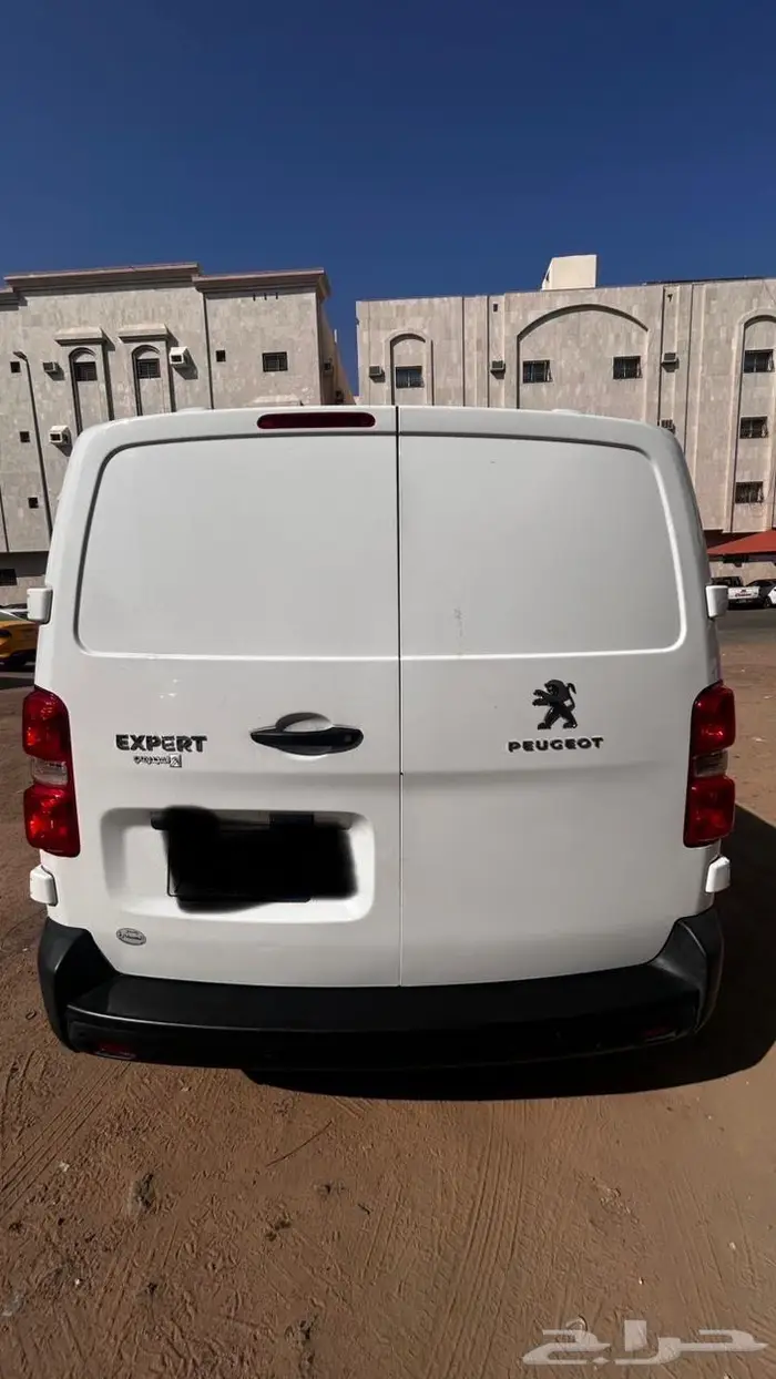 بيجو اكسبيرت 4