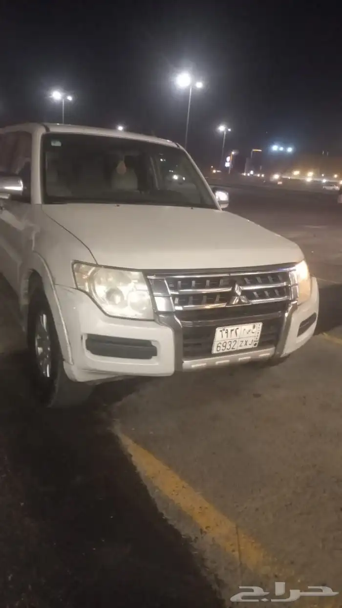 جيب باجيرو 2015 للبيع 3