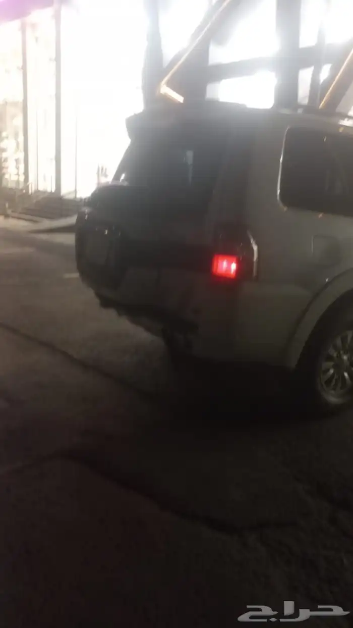 جيب باجيرو 2015 للبيع 1