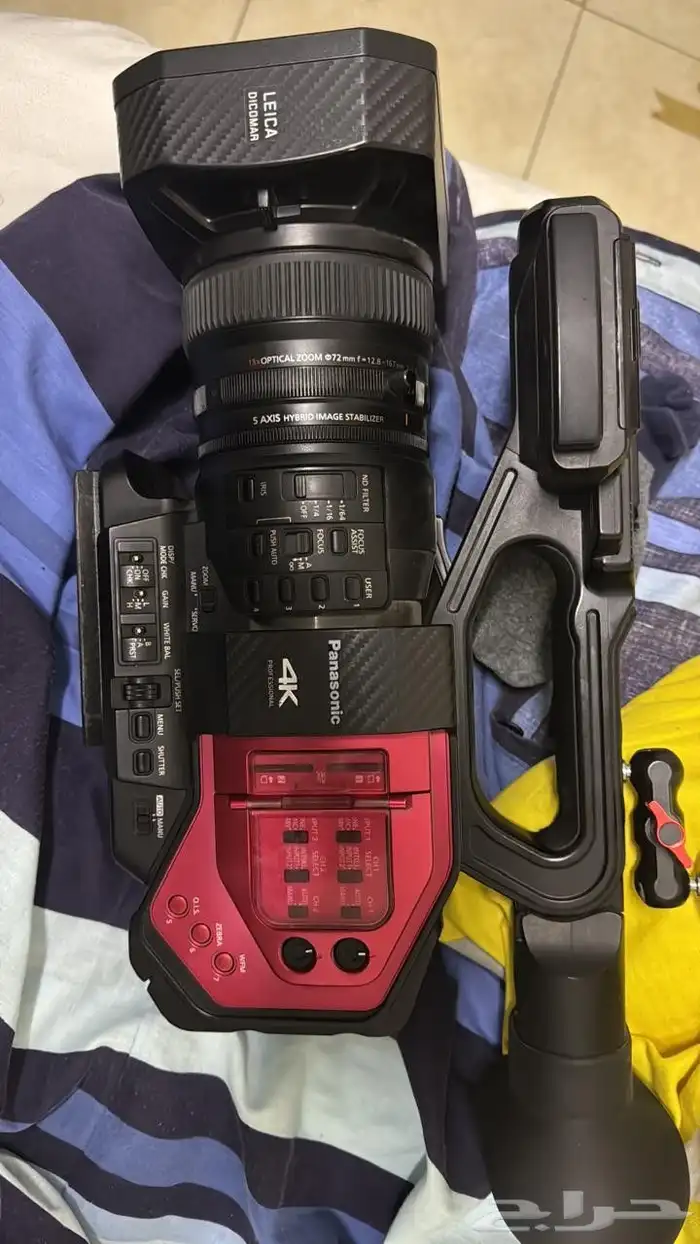 عدد 2كاميرا باناسونيك للبيع معاهم عدد 4 بطارية و2شاحن وشنطهم 0