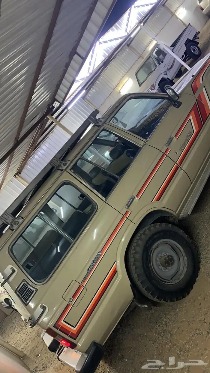 عدد اثنين جيوب لاندكروزر موديل 86 1