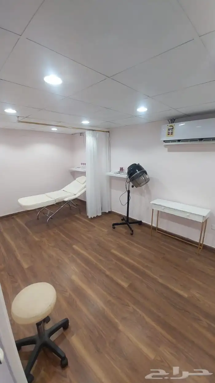 صالون نسائي للتقبيل 7