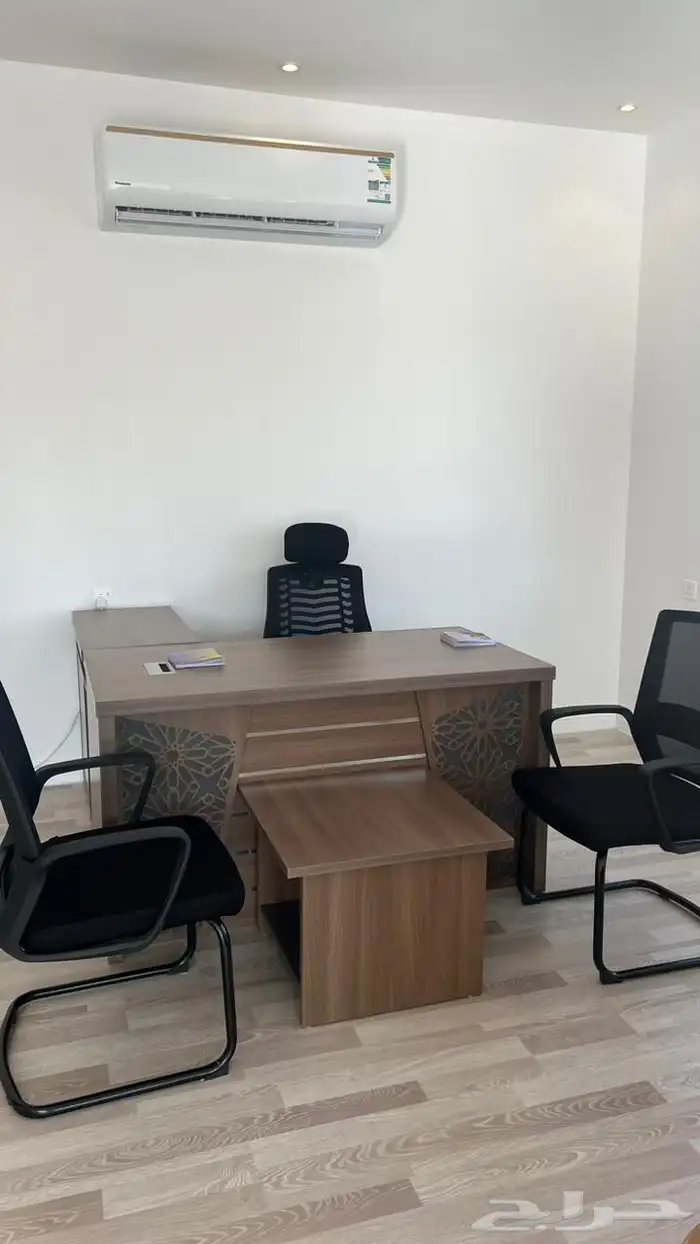 اثاث مكتبي كامل 3