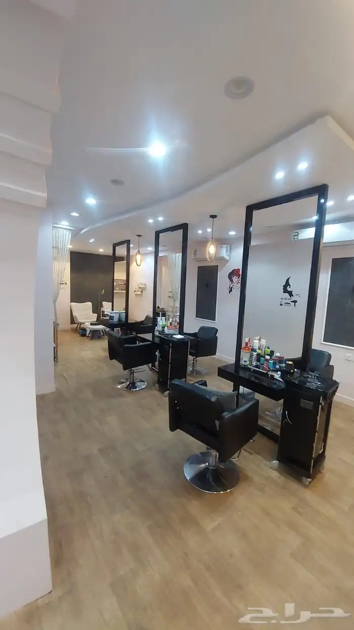 صالون نسائي للتقبيل 9