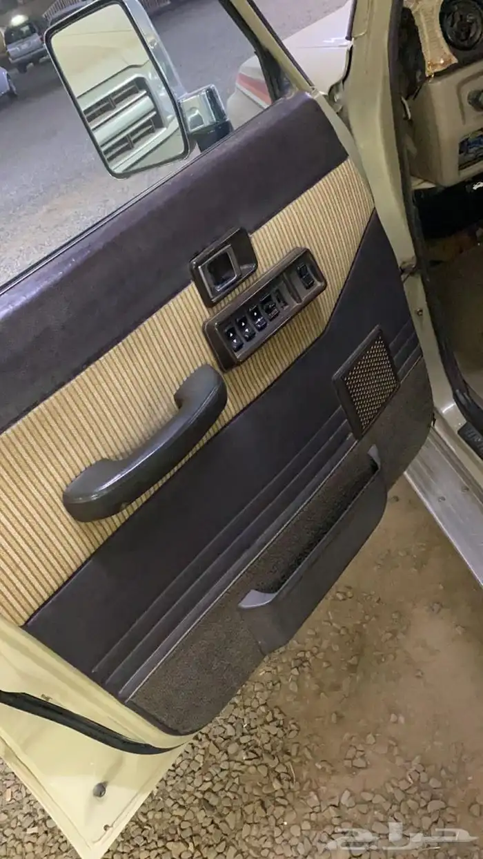 عدد اثنين جيوب لاندكروزر موديل 86 5