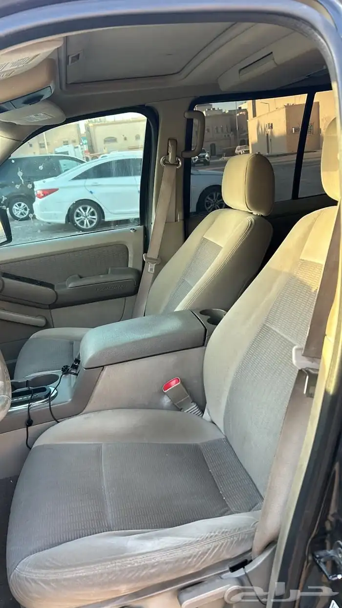 سيارة اكسبلورر للبيع 17