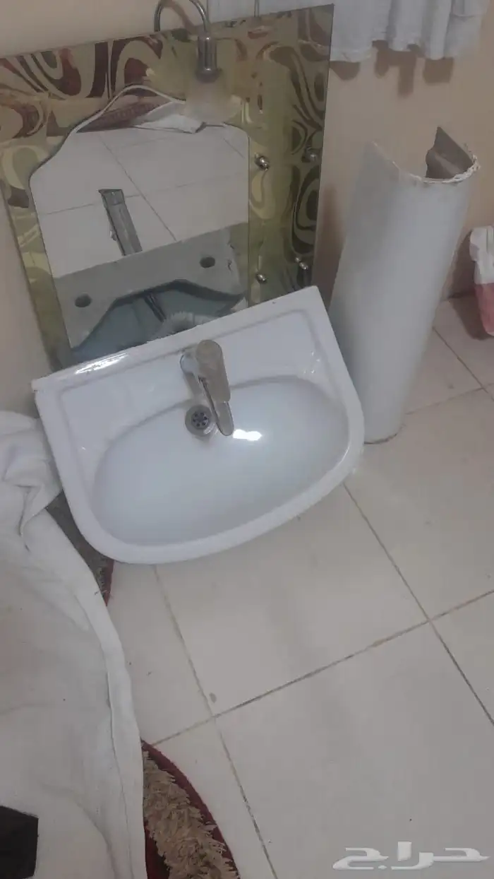 مغسلة كامله ب المراية نظيف نفس الجديد 0