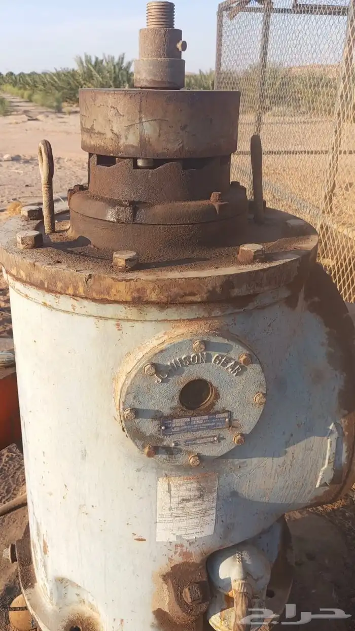 ماكينة كاتربيلر   طرمبه ( للبيع ) 1