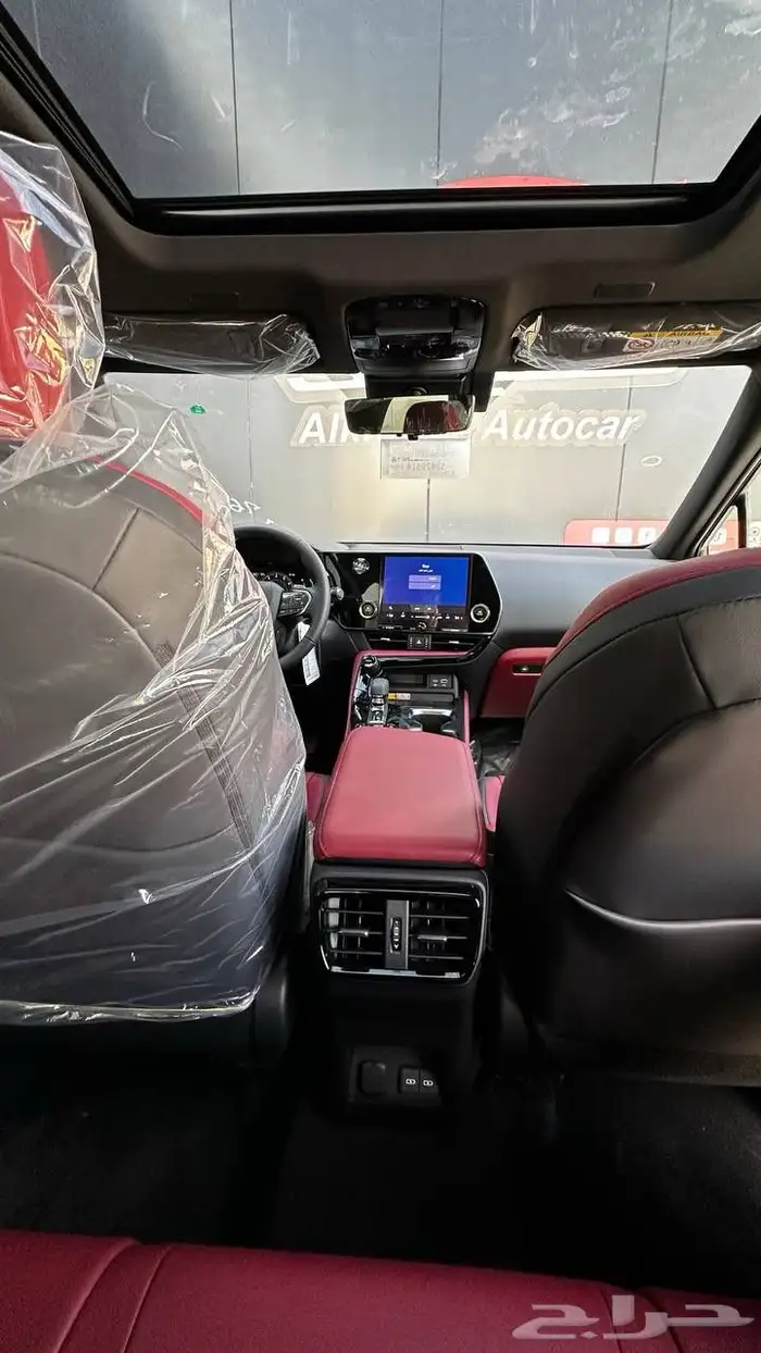 لكزس NX 350 بنزين فئة AA موديل 2025 لدى شركة الخضر 12