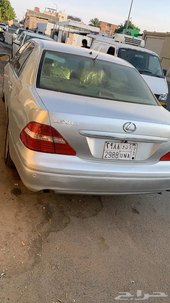 لكزس موديل 2002 0