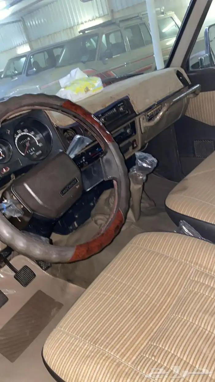 عدد اثنين جيوب لاندكروزر موديل 86 10