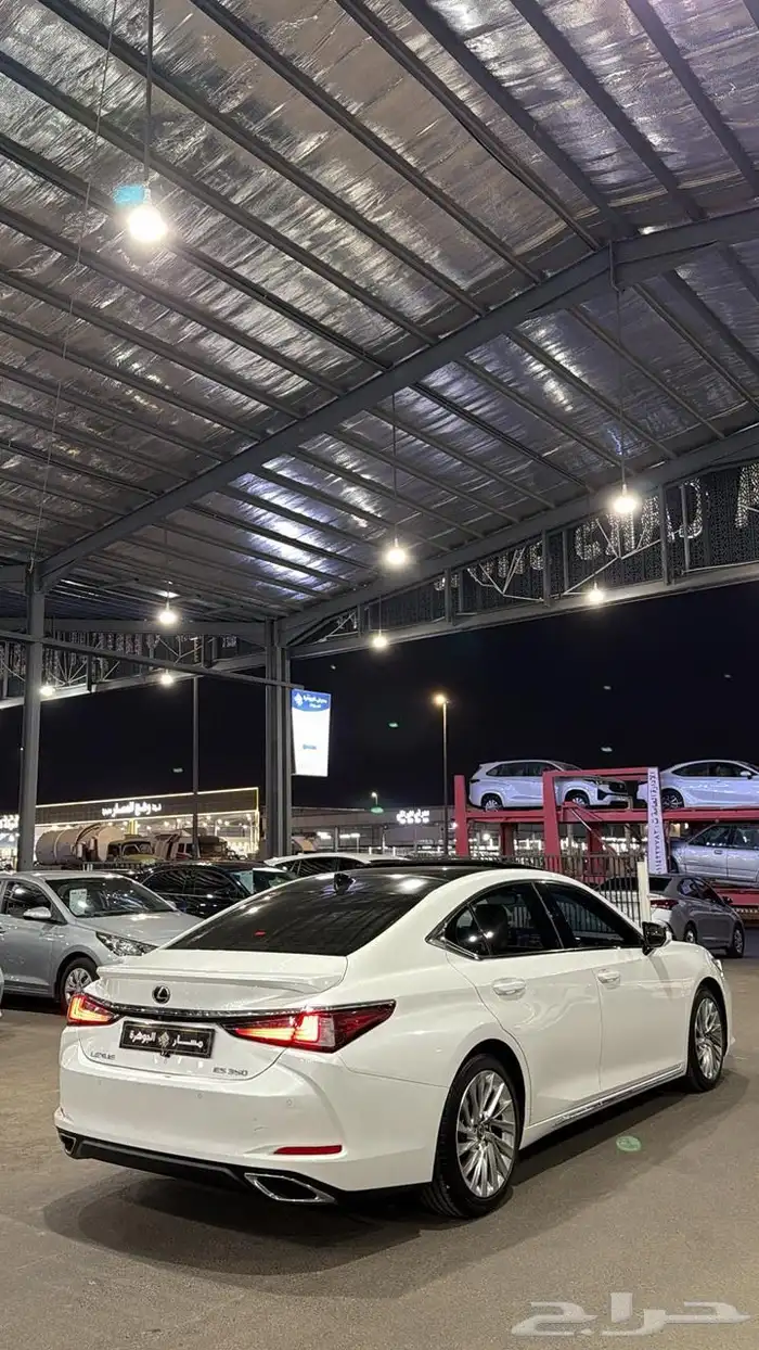 لكزس ES 350 2019 4