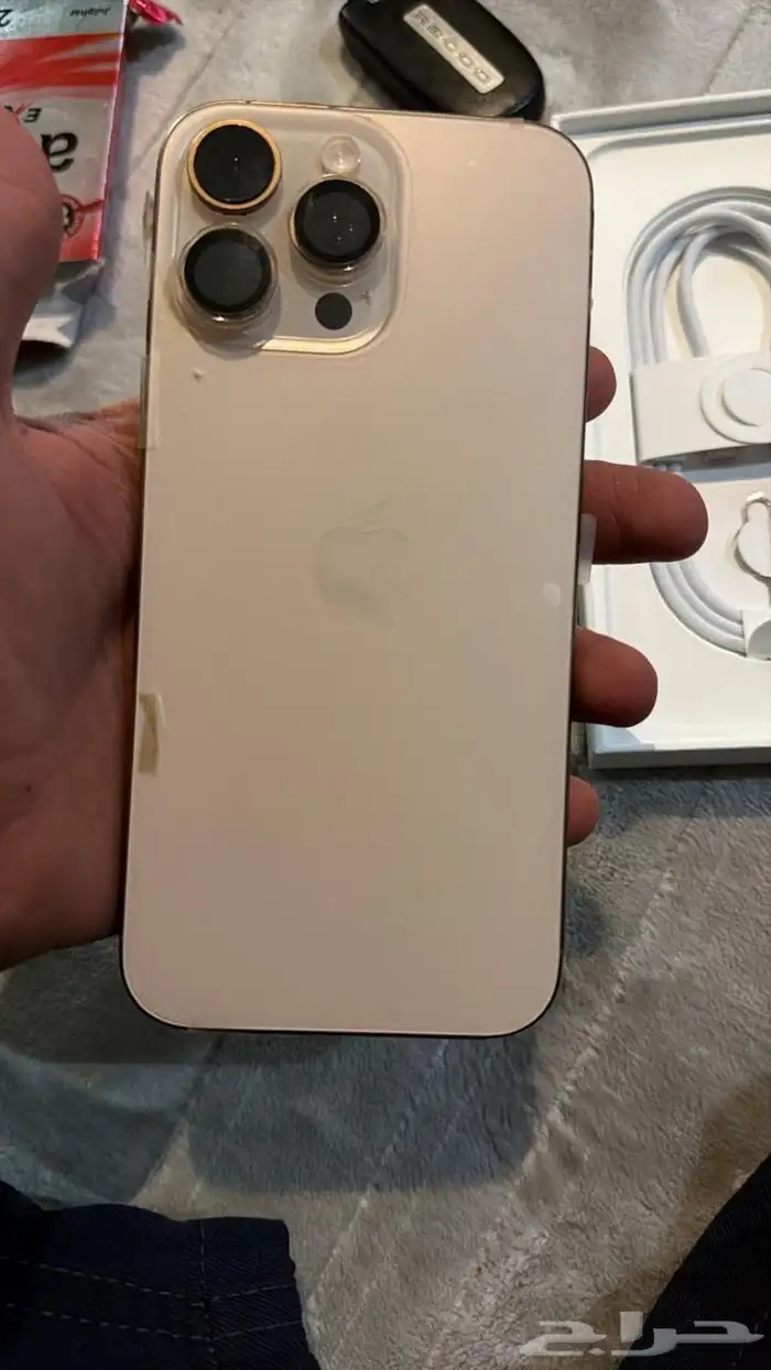 ايفون 16 برماكس معه اغراض كامله والضمان ساري 3
