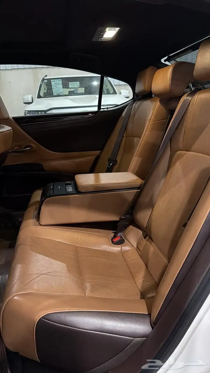 لكزس ES 350 2019 7