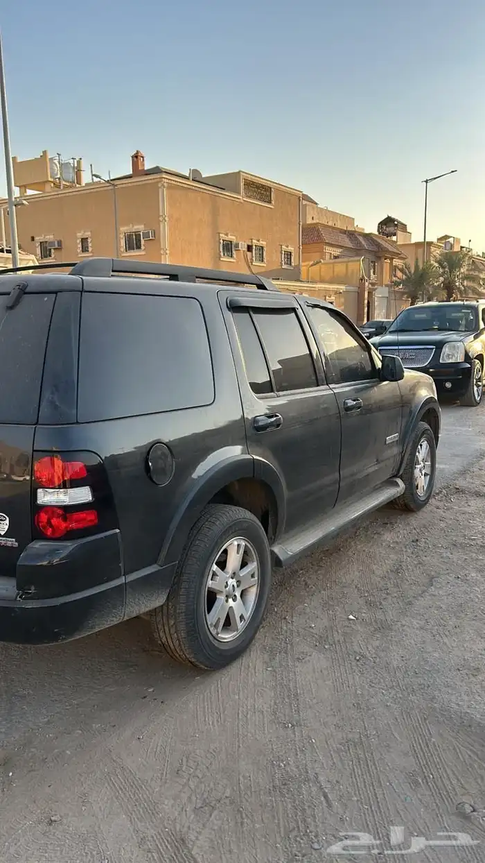 سيارة اكسبلورر للبيع 21