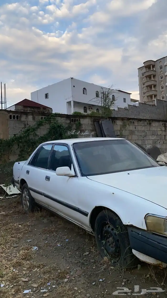 كرسيدا 1996 للبيع حالة المشروع مكينة وقير ممتازين للترميم 0